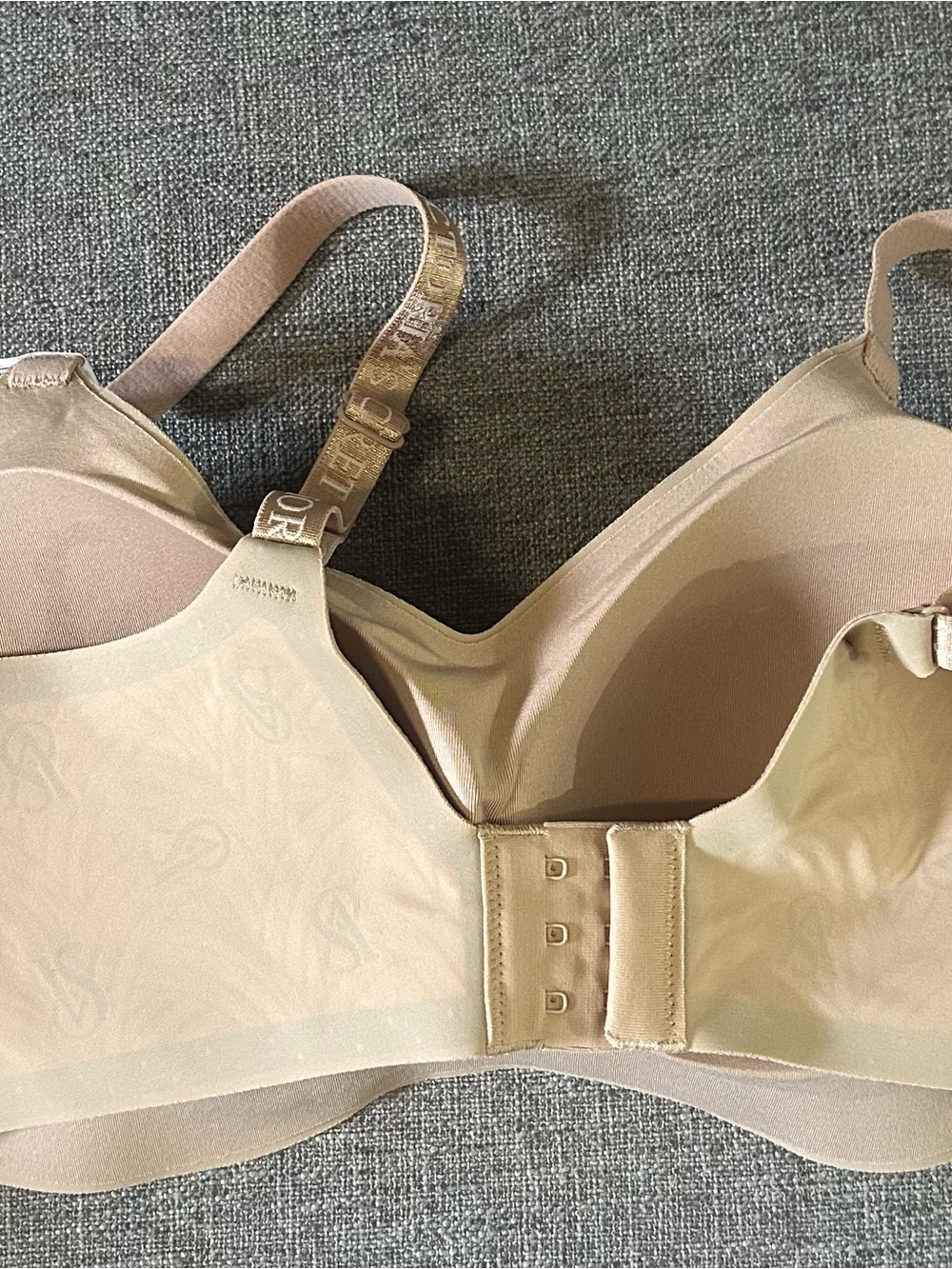 2- Victoria's Secret Seamless Wireless Bralettes in Navy and Nude - Picture 4 of 6
